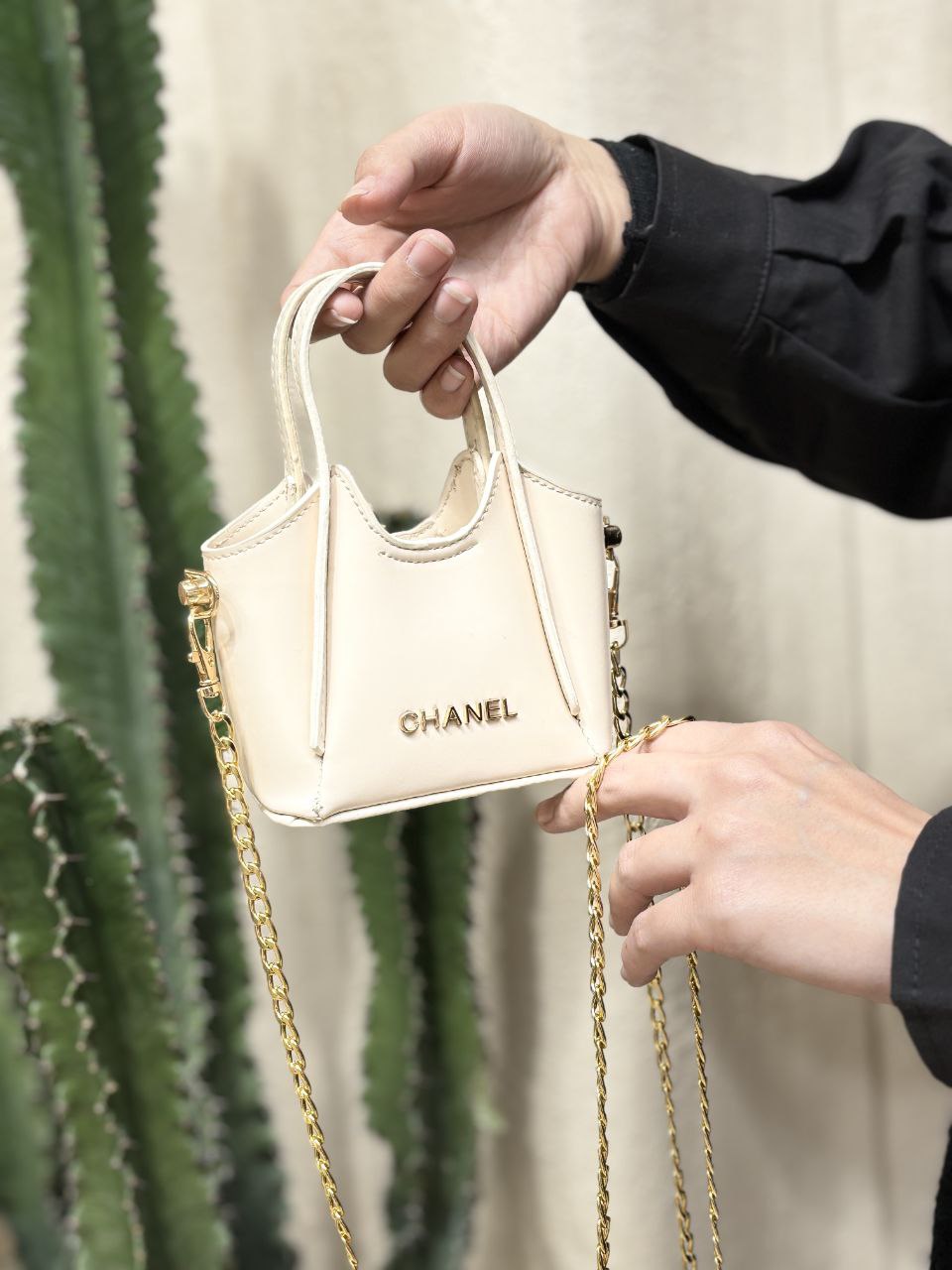 کیف دوشی دستی CHANEL مدل 472 — تصویر ۲
