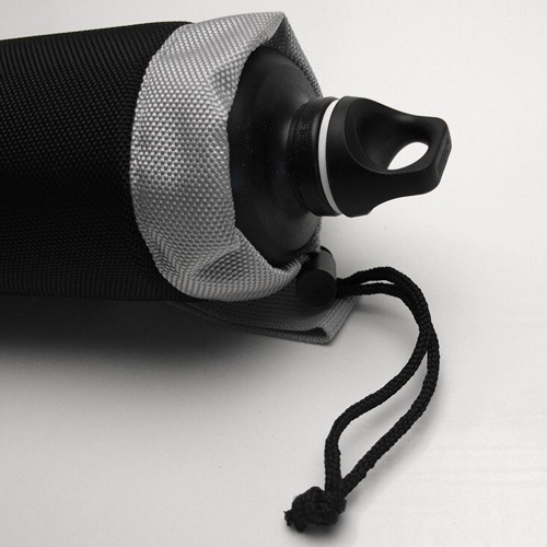 کاور ماگ و فلاسک سیگ Sigg Nylon Pouch Black 1.0L — تصویر ۳