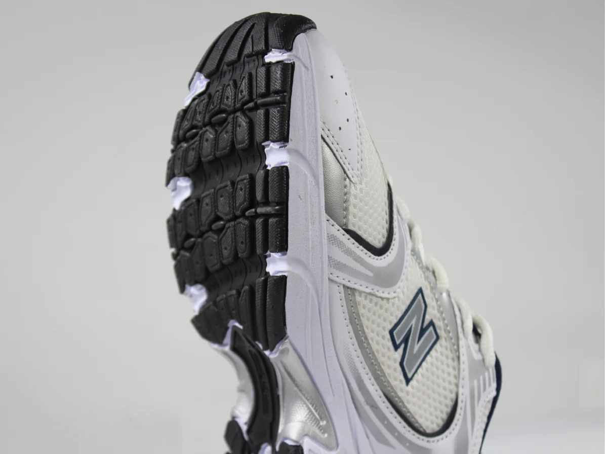 کتونی دخترانه نیوبالانس | new balance — تصویر ۴