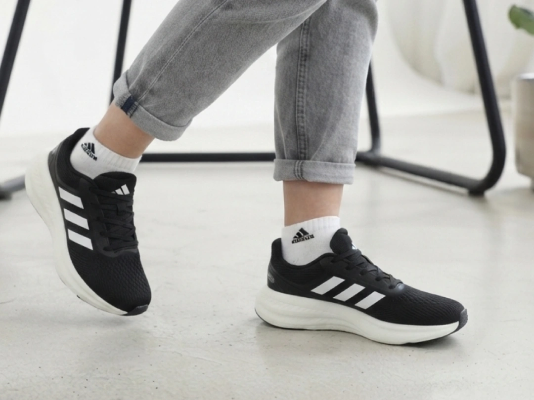 کفش رانینگ زنانه آدیداس | Adidas Response — تصویر ۳