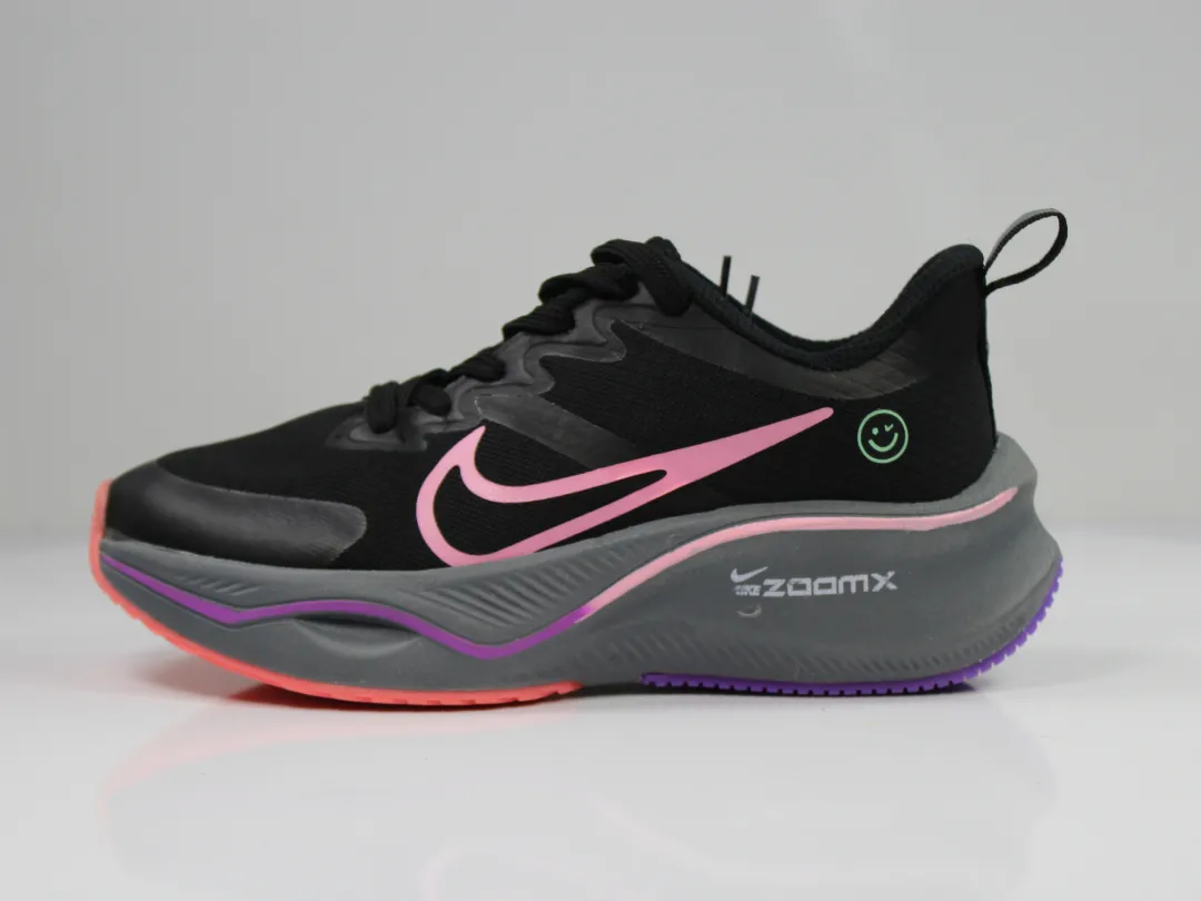 کتونی زنانه نایک زوم ایکس |Nike Zoom X — تصویر ۵