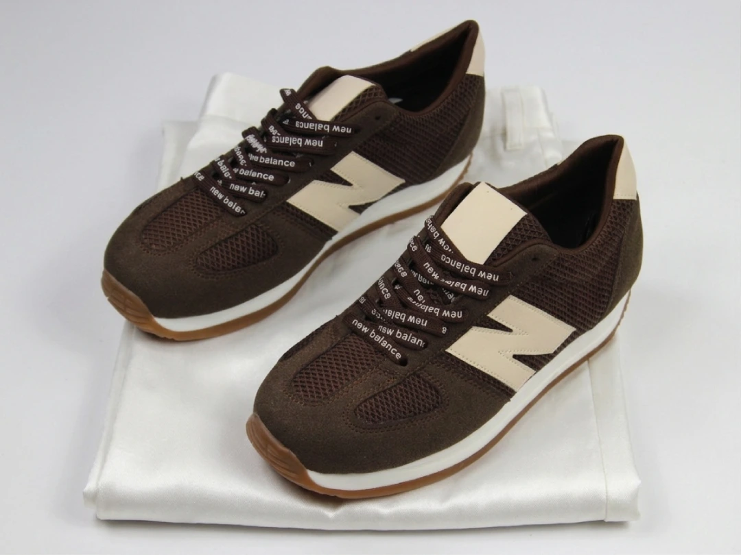 کتونی زنانه نیوبالانس 330 | New balance 330