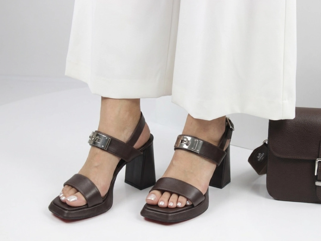 کفش پاشنه 8 سانت هرمس بندی | Hermes — تصویر ۶