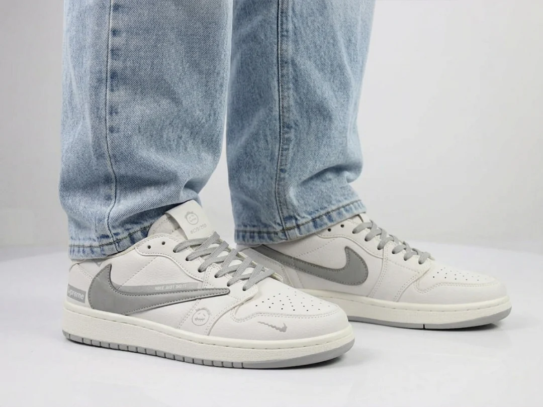 کتونی مردانه ترویس نایک | travis Nike