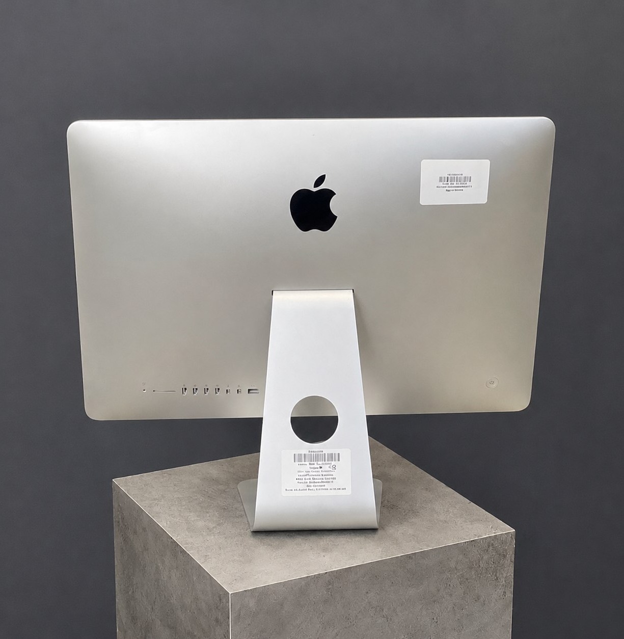 آل این وان اپل مدل آیمک Imac ۱۴۱۸ استوک — تصویر ۳