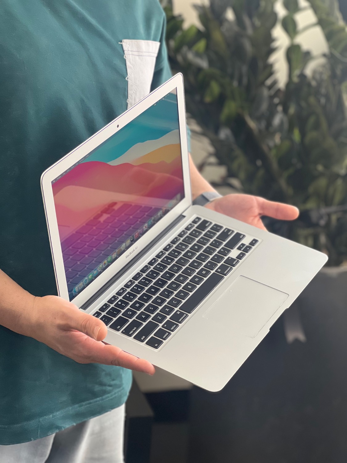 لپ تاپ استوک اپل مدل macbook air 2017