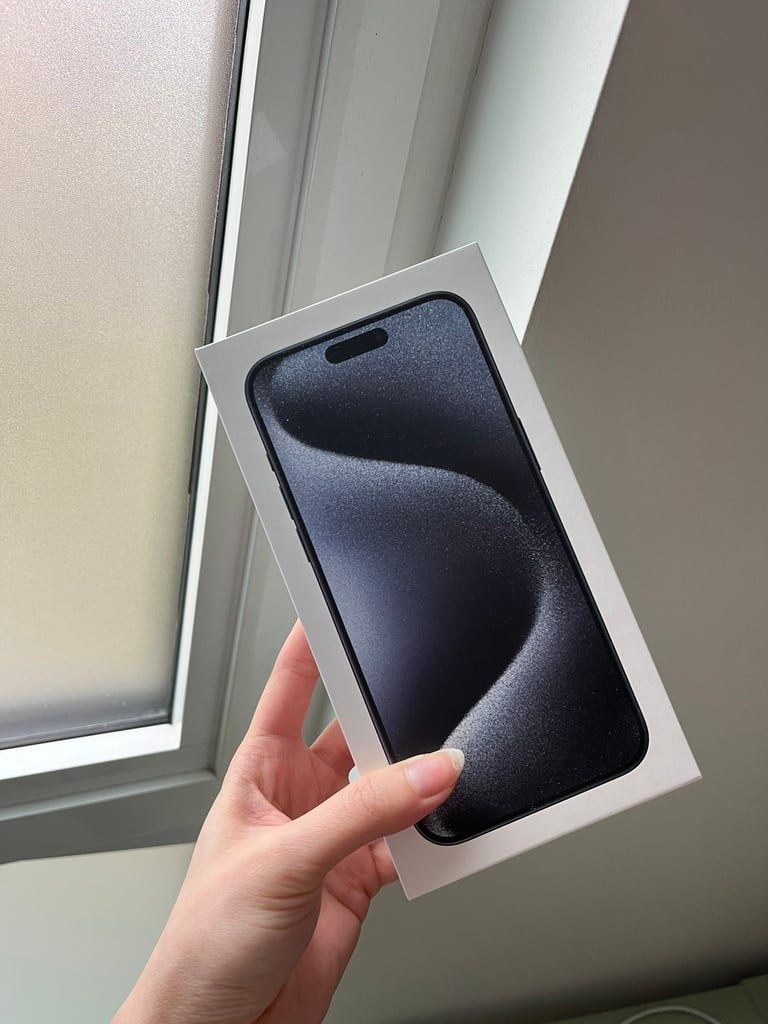 آیفون ۱۵ پرومکس ۵۱۲گیگ دو سیم کارت بدون رجیستری (استوک در حد نو) Apple Iphone 15 Pro MAX 512gb ZAA 2SIM — تصویر ۶