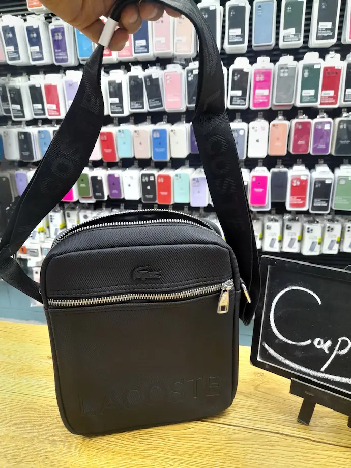 کیف دوشی برزنتی LACOSTE — تصویر ۶