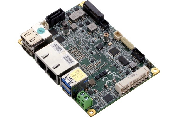 مادربورد صنعتی با سی پی یو i7-8665UEسایز پیکو AAEON PICO-WHU4W2-A11-0004