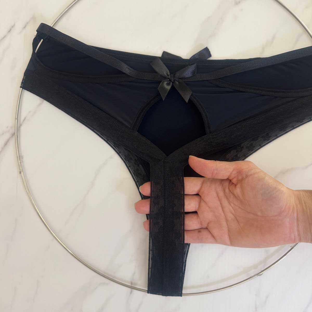 شورت فانتزی زنانه استرینگ yeni988 — تصویر ۴