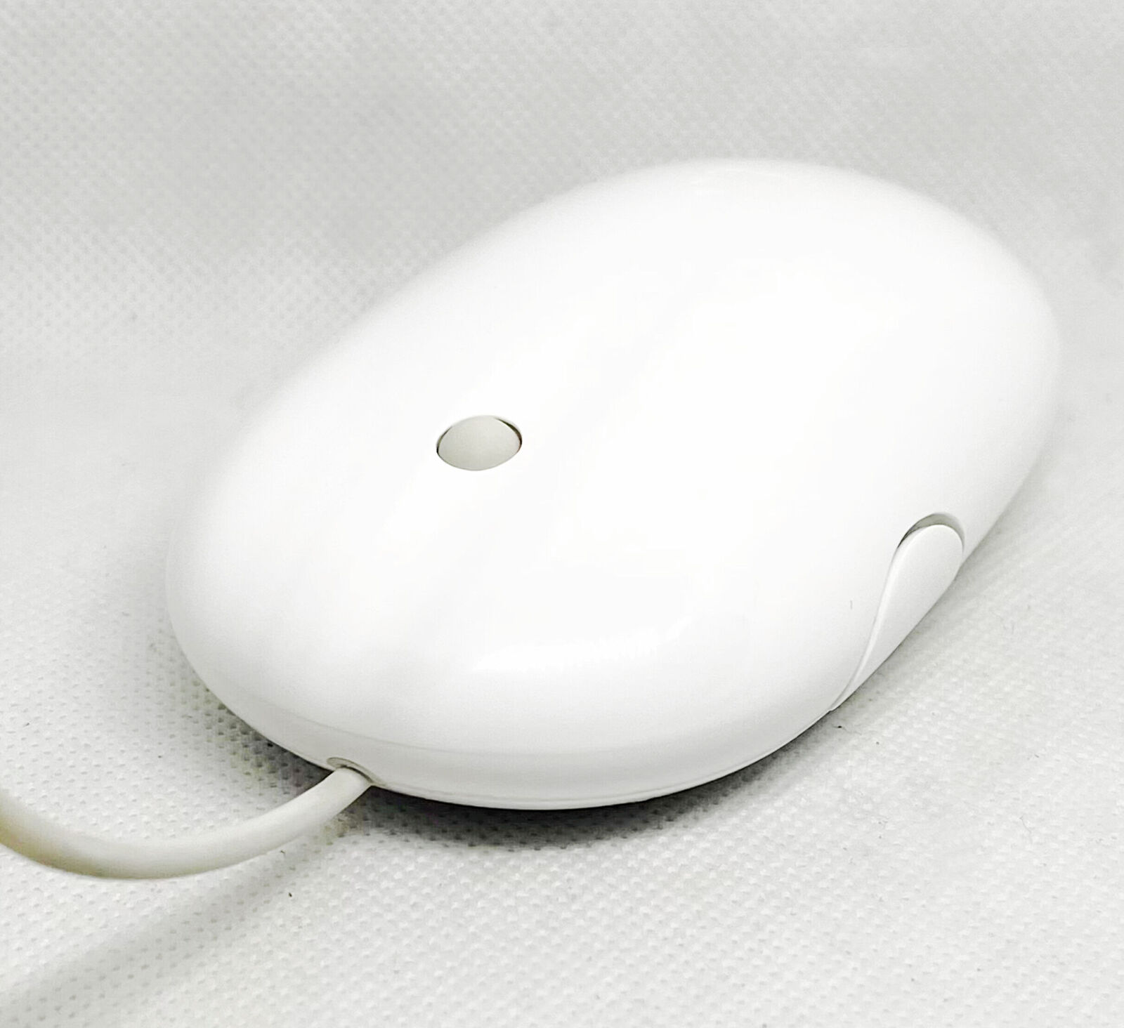 Apple Wired Mouse موس سیمی اپل — تصویر ۴