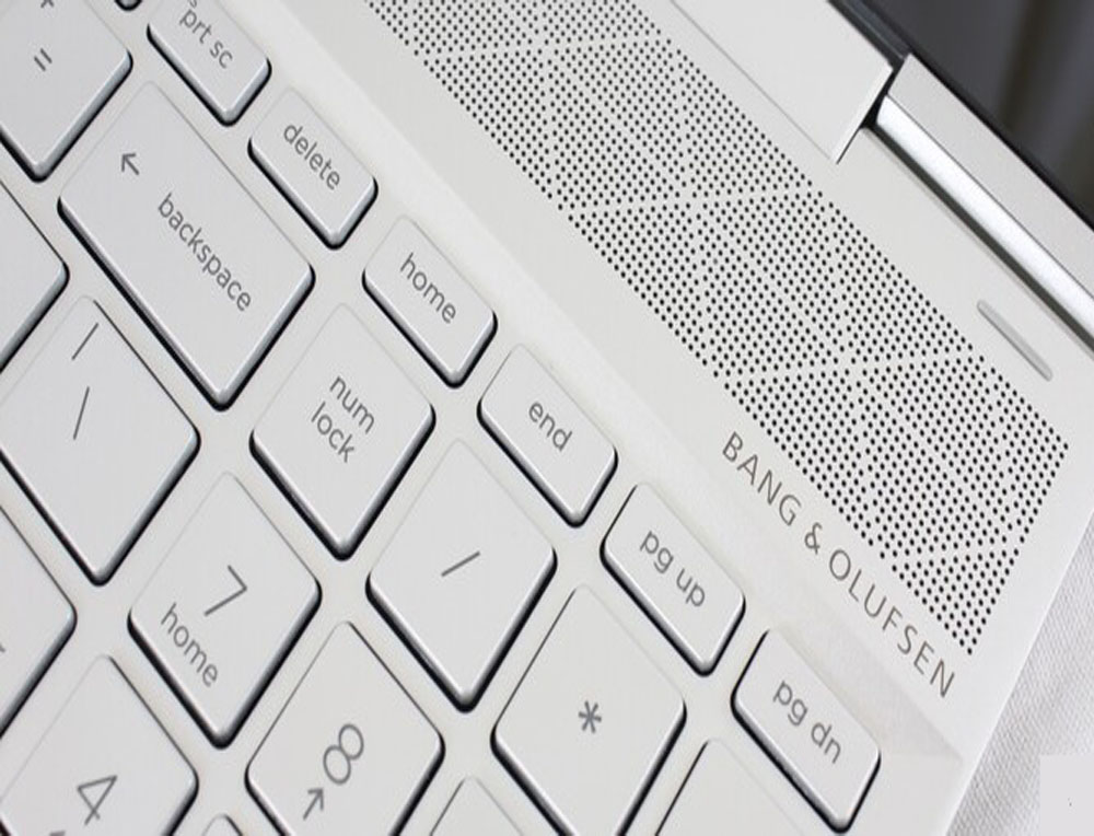 لپ تاپ اچ پی مدل HP ENVY X360 15 پردازنده Core i5 نسل 8 — تصویر ۷
