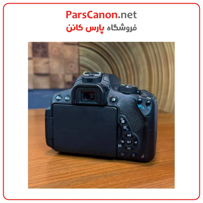 دوربین کانن 700D دست دوم مدل Canon EOS 700D Kit 18-135mm f/3.5-5.6 IS STM — تصویر ۳