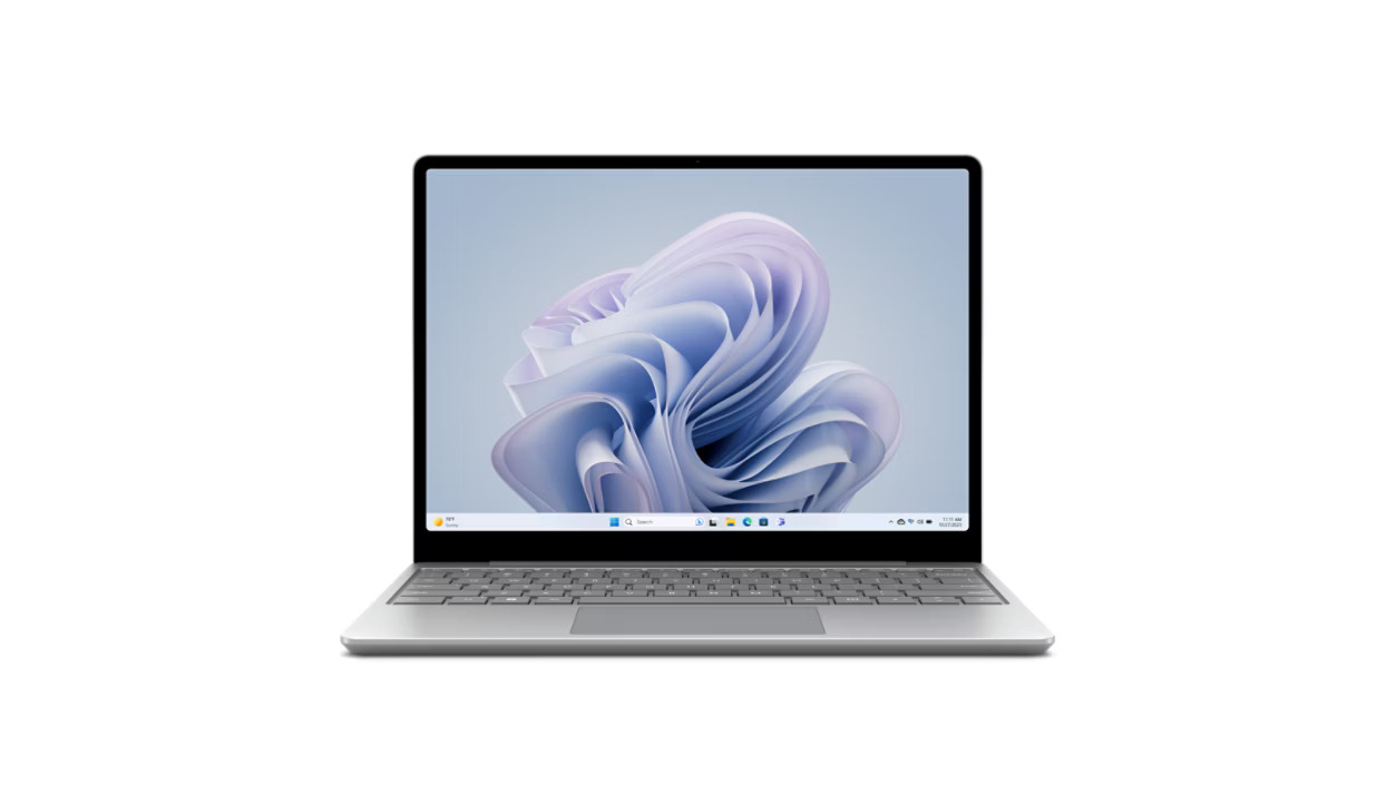 استوک لمسی Surface laptop 3 core i7 1065g7 16/ 256/ 13.3″/ touch