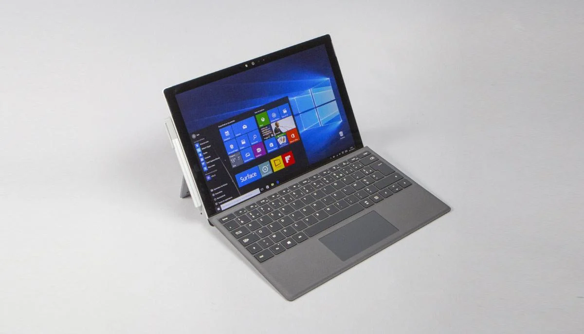 لپتاپ تبلت شو استوک کارکرده Microsoft surface pro 4 1724 core i5 4th /8 /256 touch 2-in-1 — تصویر ۴
