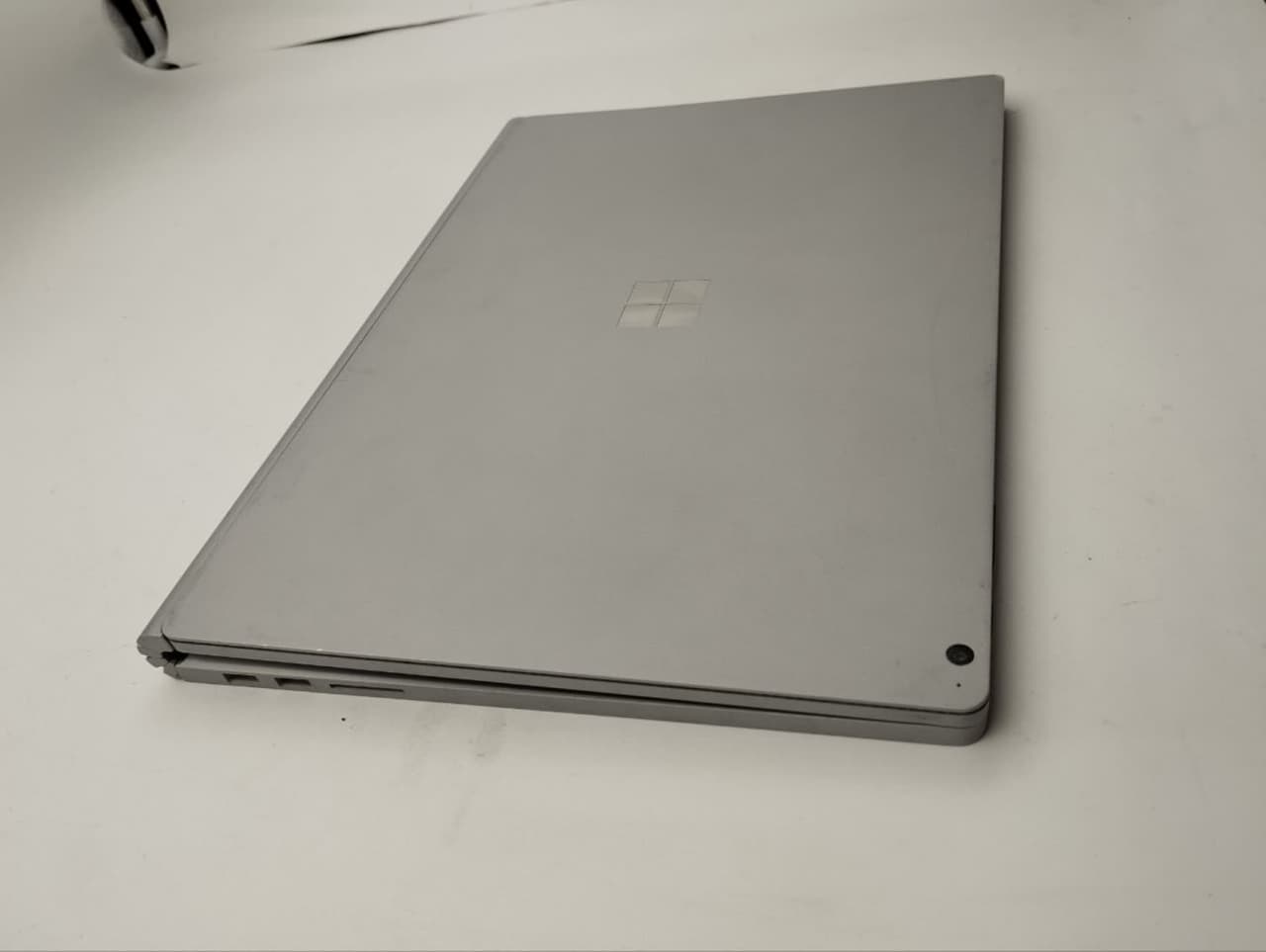 لپتاپ استوک Surface Book 2 | i7.8650U | RAM 16 | 1TB SSD| 6GB Gtx — تصویر ۳
