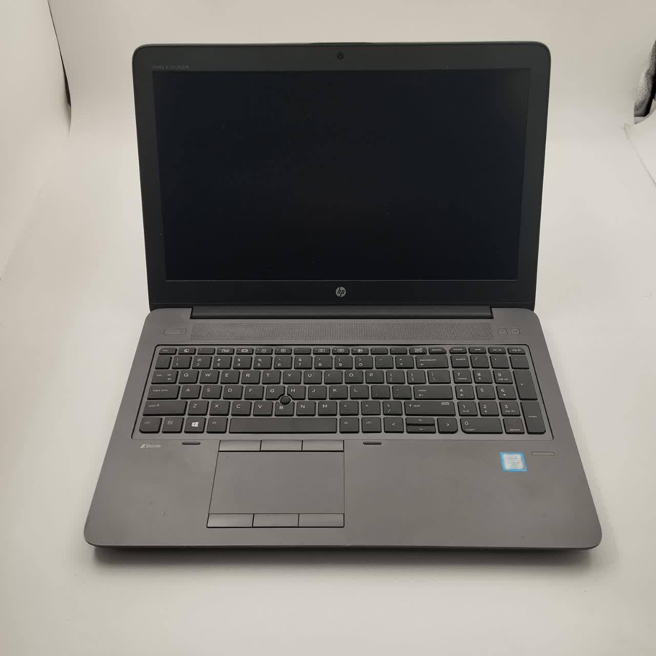 HP Zbook 15 g4-ram-16-ssd-512-graphic-4gb لپتاپ کار کرده