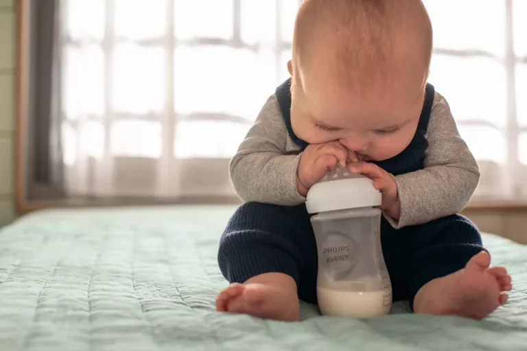 سرشیشه نچرال 6 قطره 6+ ماه اونت Philips Avent — تصویر ۳