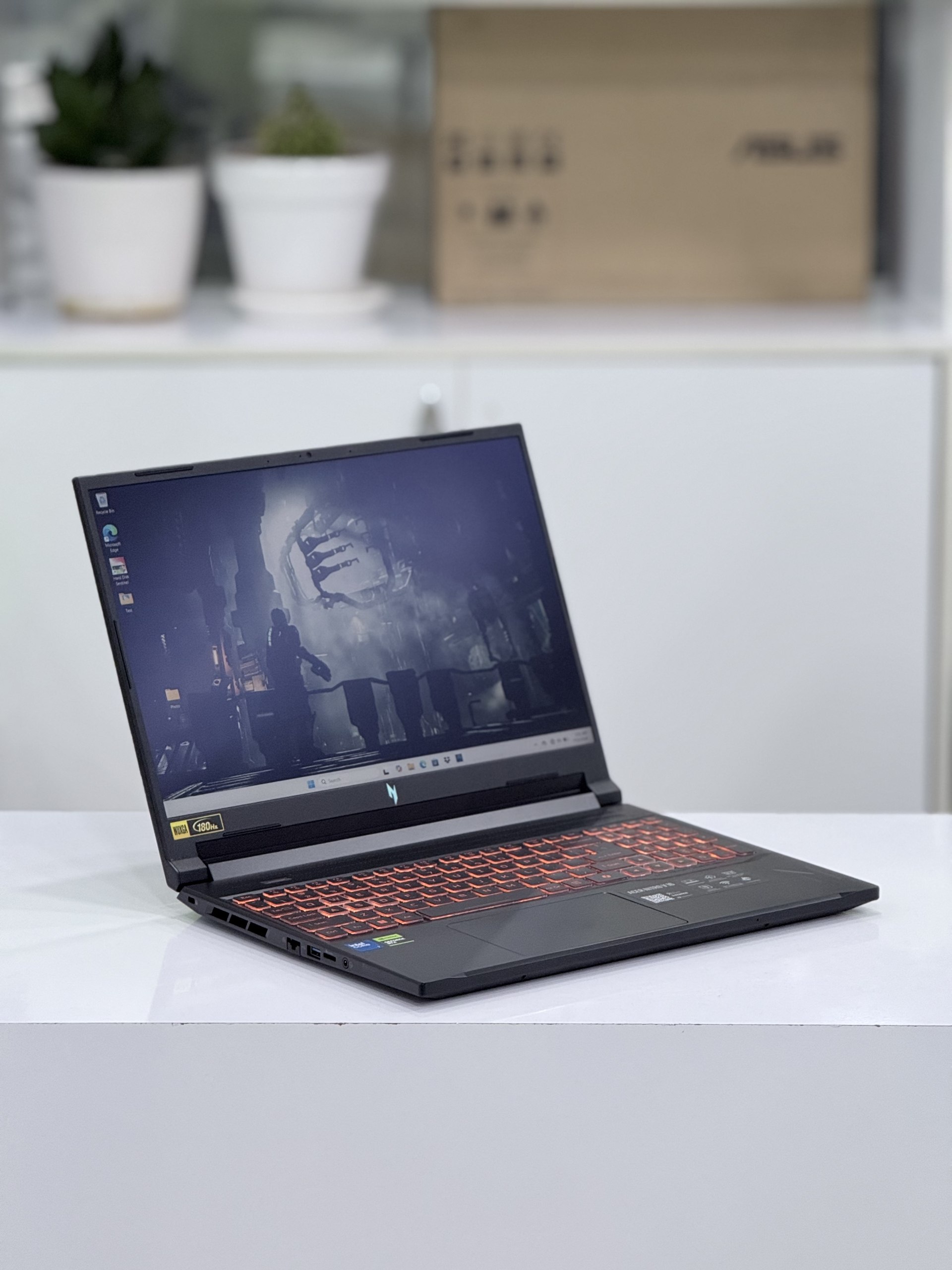 لپ تاپ گیمینگ ایسر Acer Nitro ANV16-72 | Core 7 240H | RTX 5060 | رم 32GB