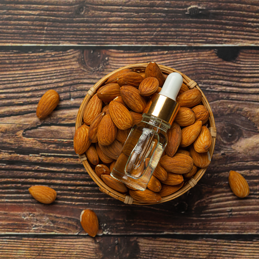 اسانس پایه عطر سازی بادام تلخ