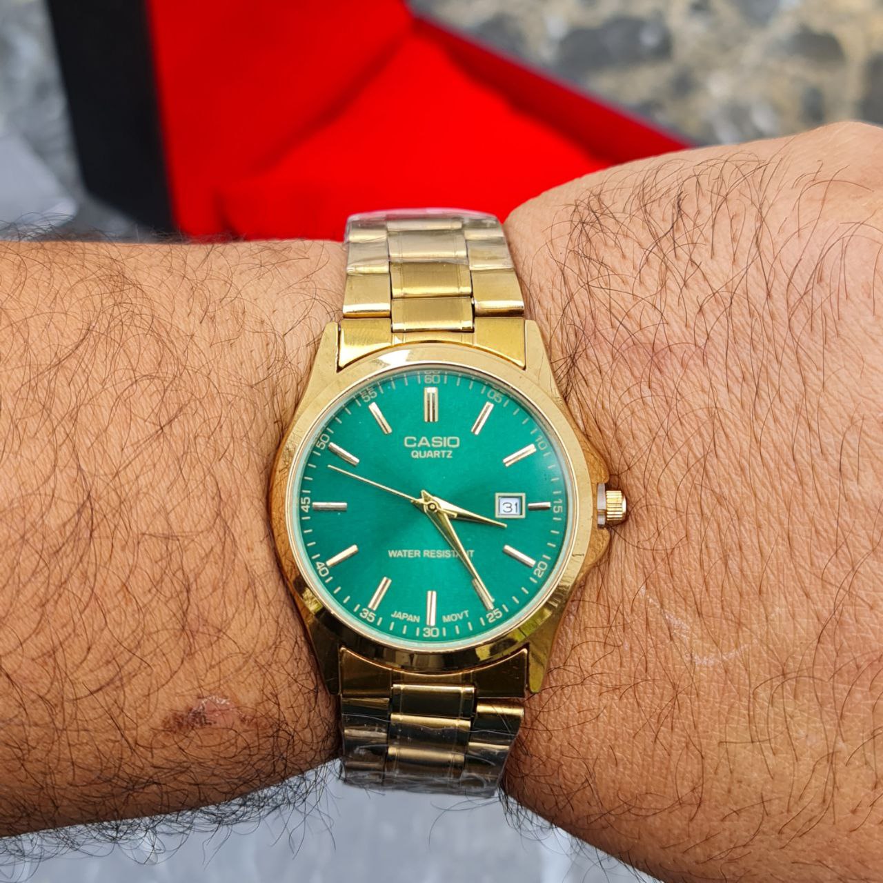 ساعت مردانه کاسیو کد 5608 طلایی صفحه سبز — تصویر ۶
