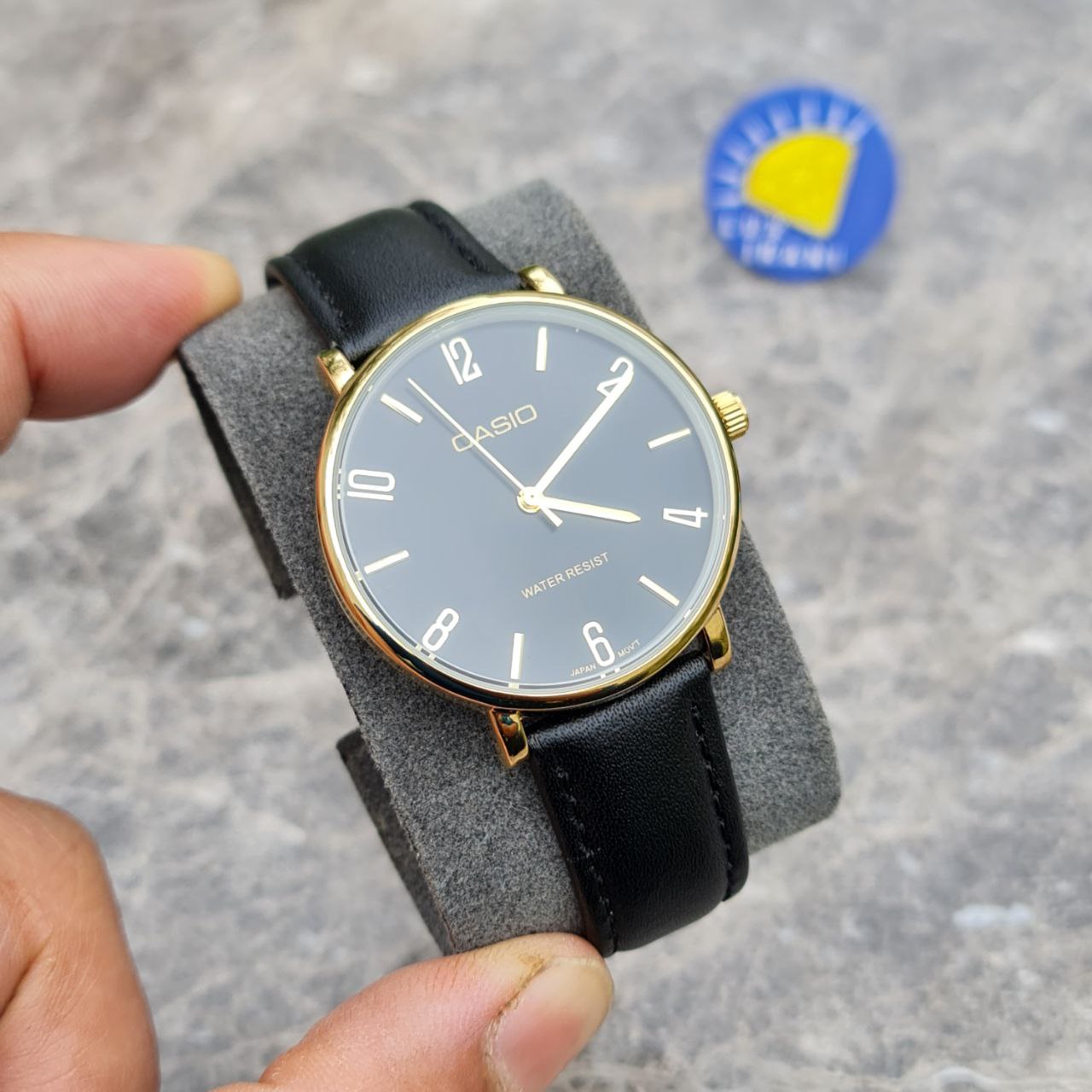 ساعت مردانه کاسیو کلاسیک چرم کد 5365 طلایی صفحه مشکی