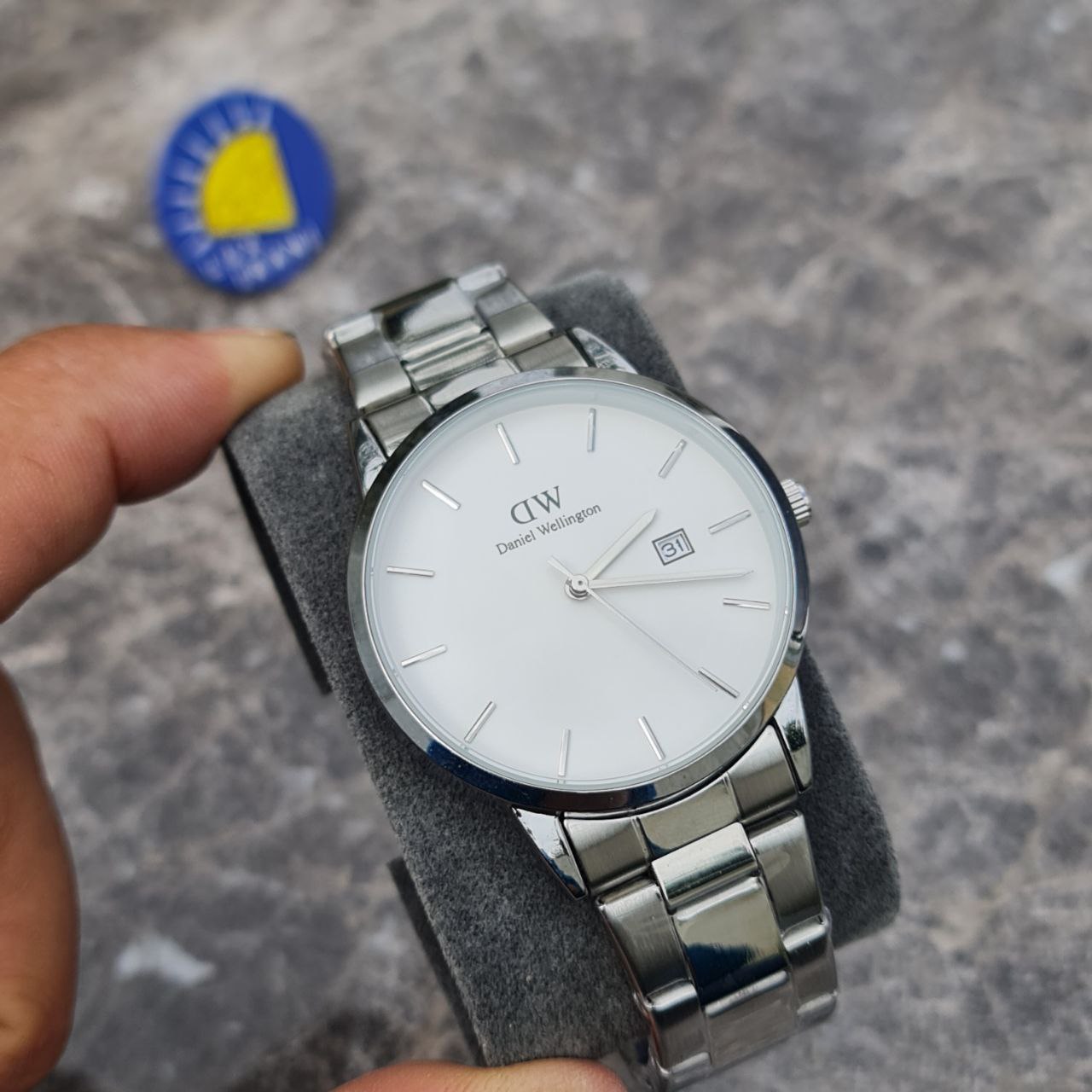 ساعت مردانه DW کد 5911 نقره ای صفحه سفید — تصویر ۳