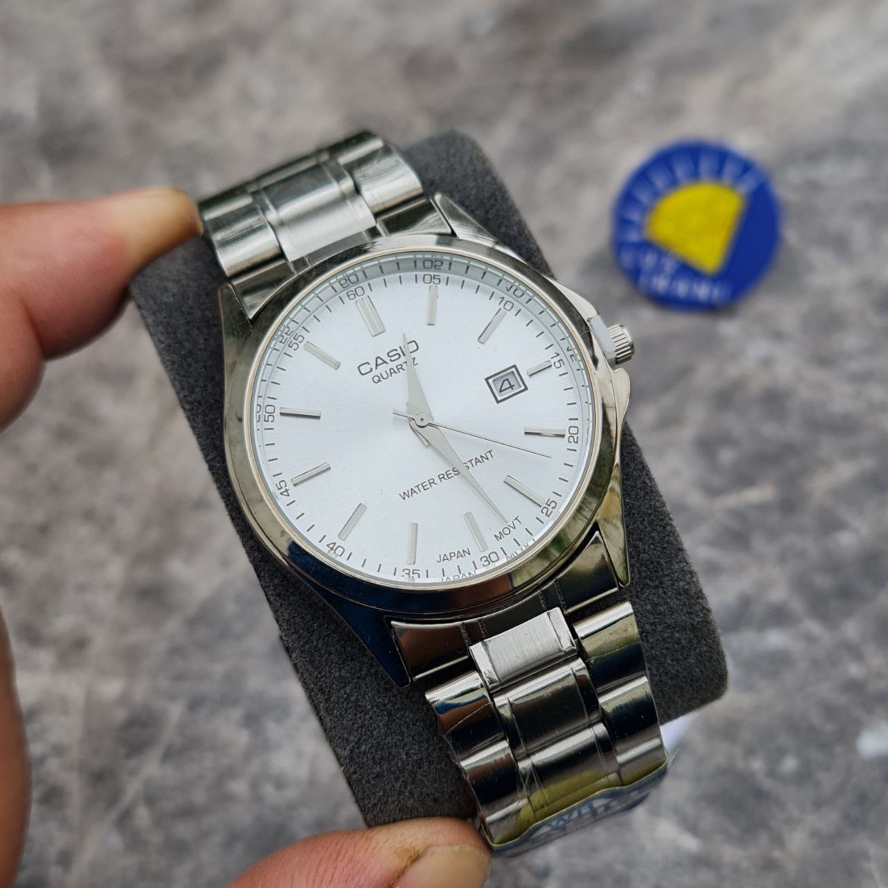 ساعت مردانه کاسیو کد 5602 نقره ای صفحه سفید