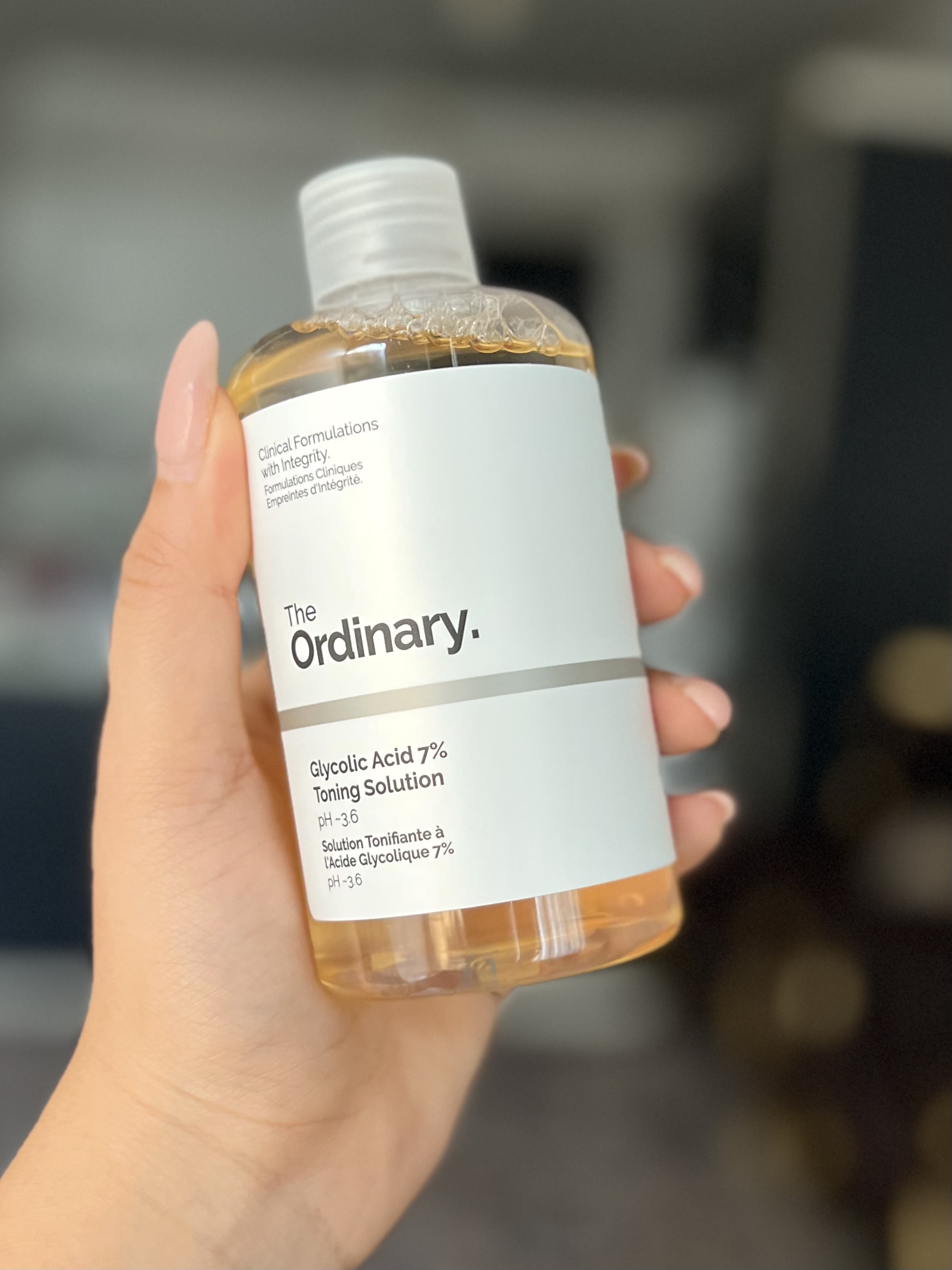 تونر گلایکولیک اسید 7% اوردینری اکسفولیتینگ لایه بردار و روشن کننده پوست 240 میل The Ordinary Glycolic Acid 7% Exfoliating Toner — تصویر ۳