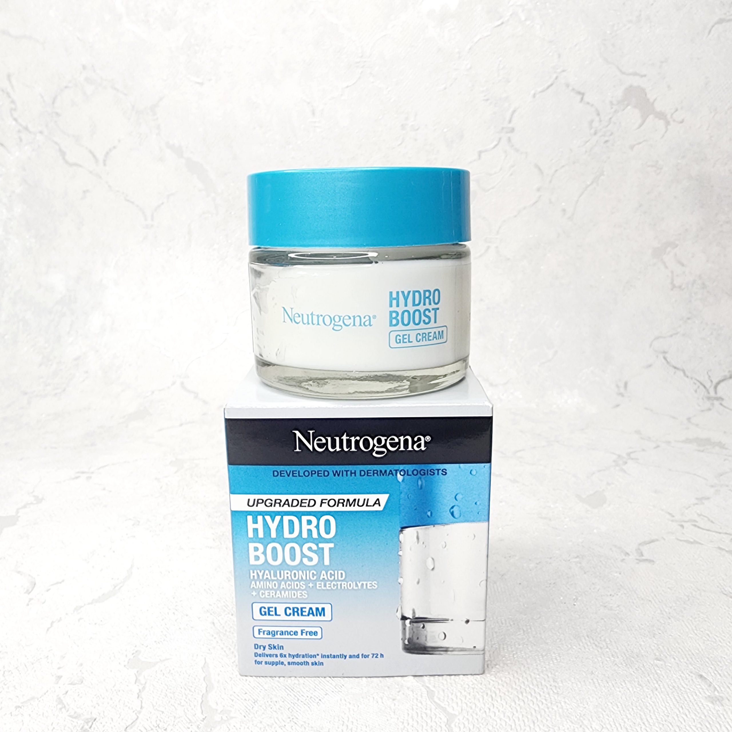 ژل کرم آبرسان نیتروژینا Neutrogena مدل HYDRO BOOST — تصویر ۴