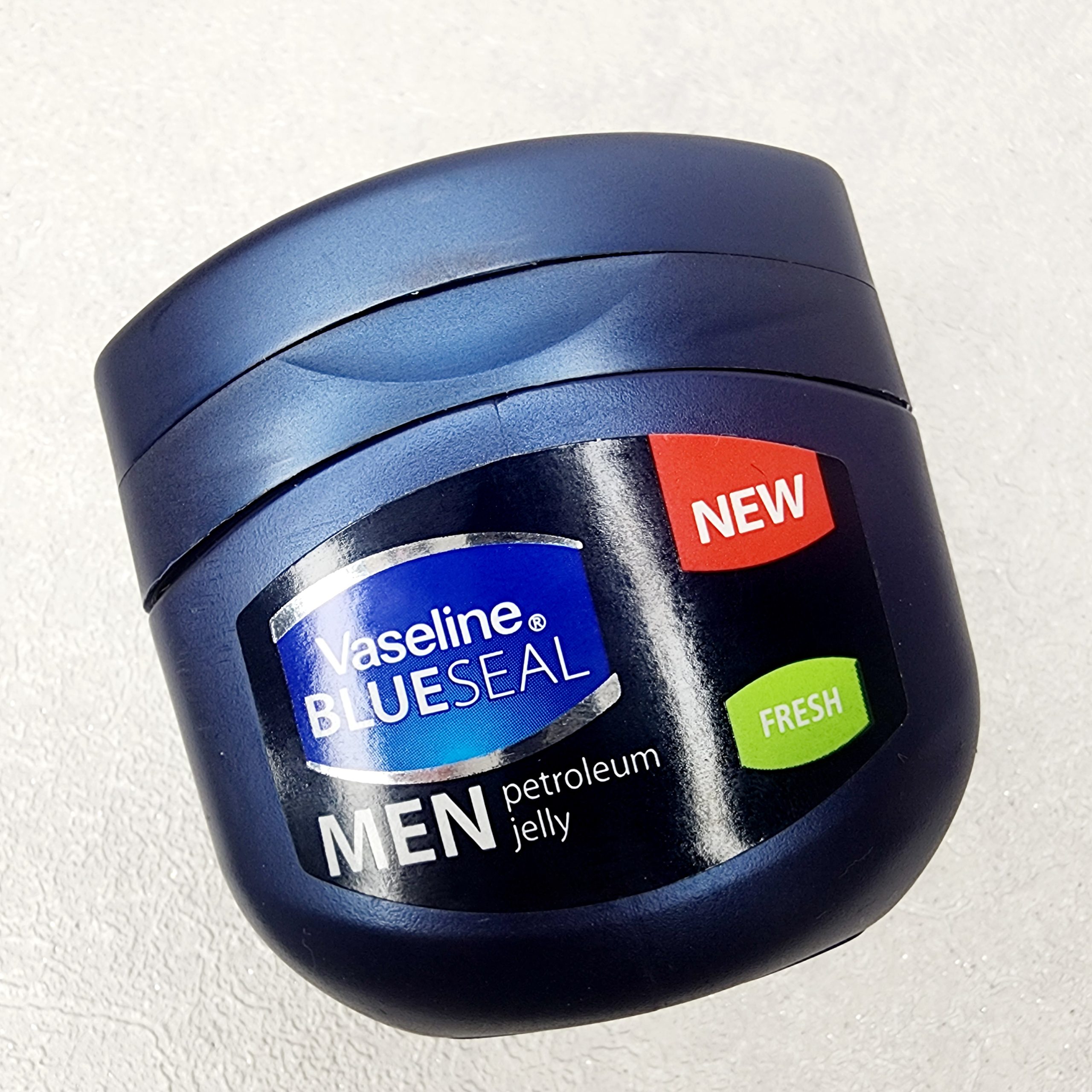 وازلین مردانه Vaseline اورجینال مدل بلوسیل Men fresh حجم 100 میل — تصویر ۴
