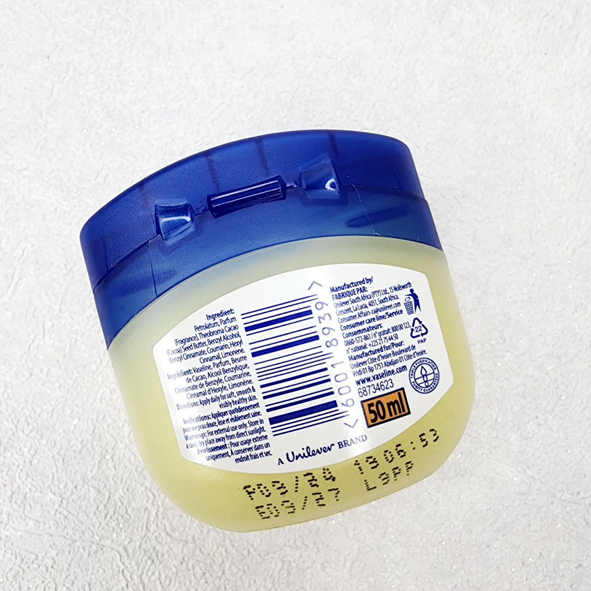 وازلین مرطوب کننده بدن Vaseline مدل cocoa butter حجم 50 میل — تصویر ۴