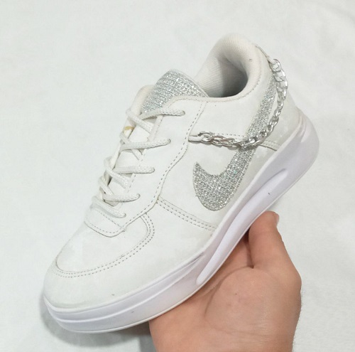 کتونی نایک بچگانه nike