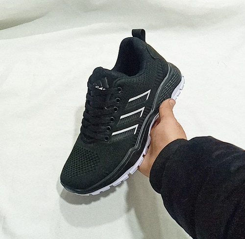 کتونی ادیداس رنگ مشکی تزریق مردانه و میانه adidas — تصویر ۲