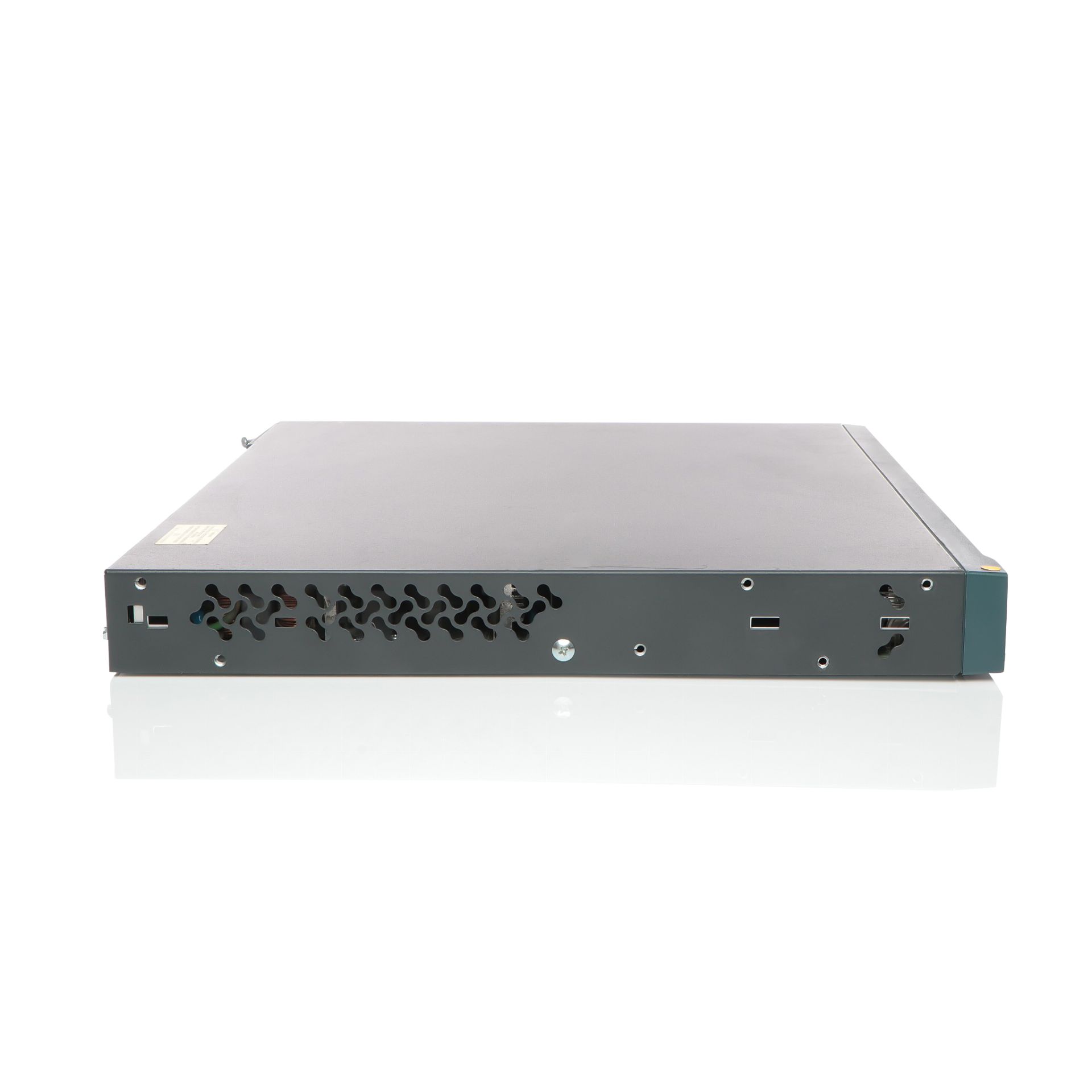 سوییچ ۴۸ پورت سیسکو مدل WS-C2960S-48FPD-L — تصویر ۶