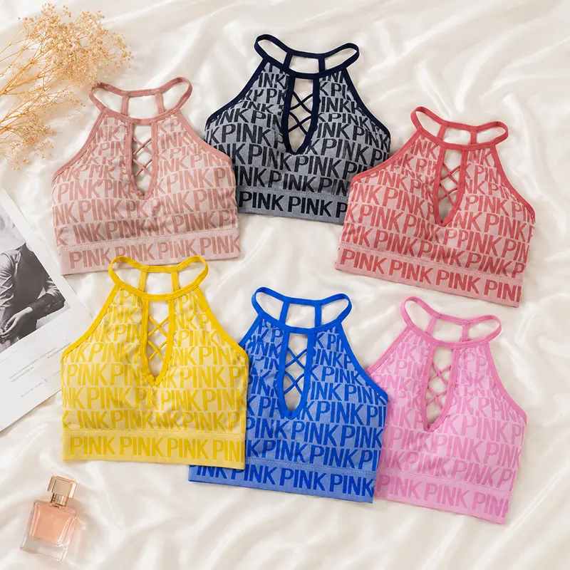 نیم تنه (کراپ) اسپرت کاپدار — تصویر ۴