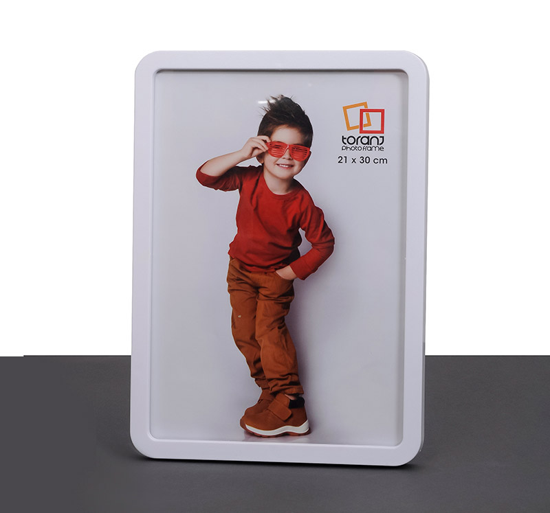 قاب عکس سفید TF7 سایز 21*30 — تصویر ۲