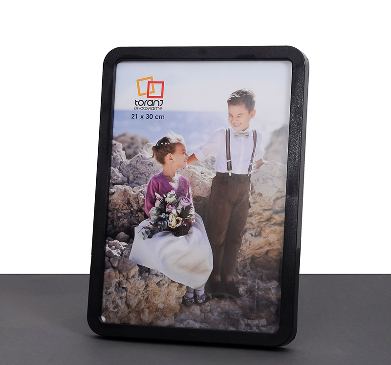 قاب عکس مشکی TF7 سایز 21*30 — تصویر ۳