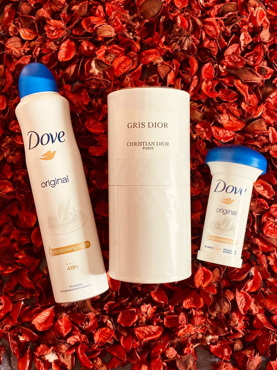 پک کادویی عطر گریس دیور + ست اسپری و مام داو – کد20
