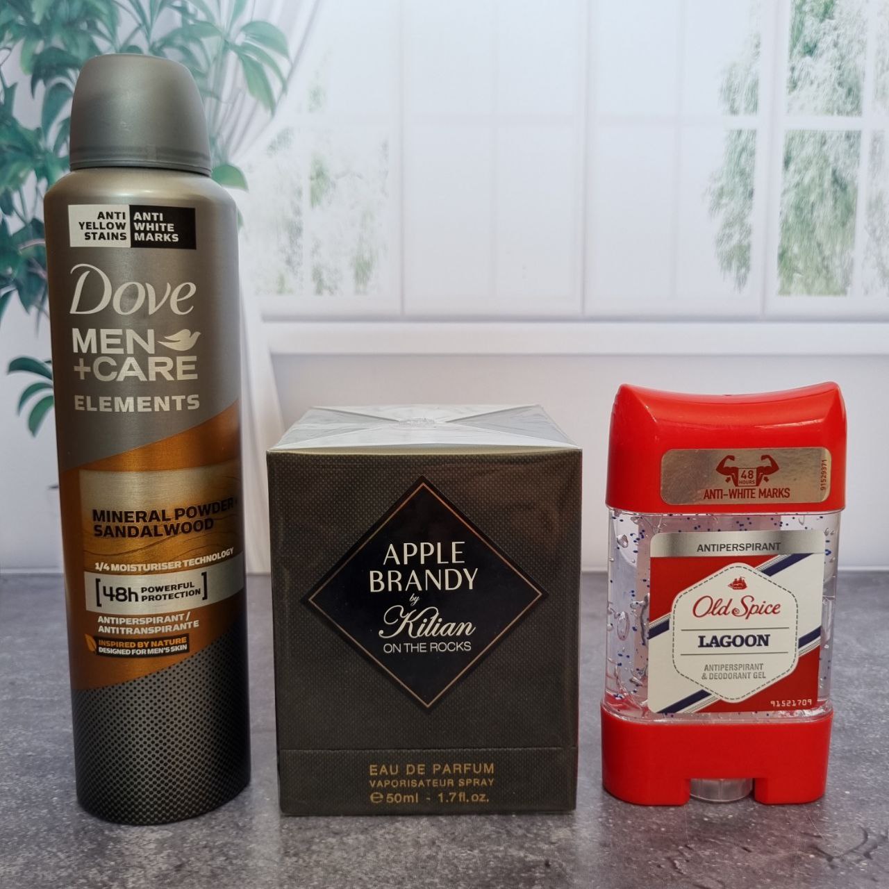 پک هدیه مردانه کد17 | عطر اپل برندی + اسپری داو + مام اولد اسپایس — تصویر ۴