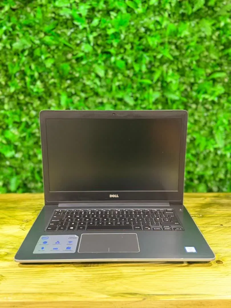 لپ‌تاپ Dell Vostro i5 نسل 11 – 8GB RAM – 256GB SSD