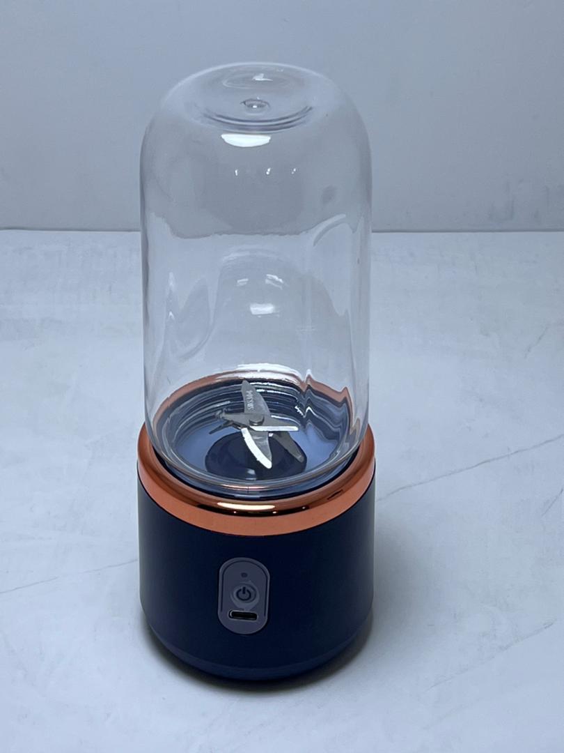 مخلوط‌کن قابل حمل Small Portable Juicer — تصویر ۷
