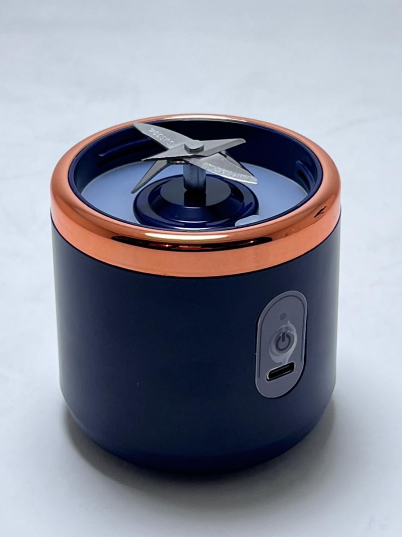 مخلوط‌کن قابل حمل Small Portable Juicer — تصویر ۸