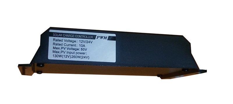 شارژ کنترلر 10 آمپر 12/24 ولت PWM برند PYX Solar مدل Blue — تصویر ۳