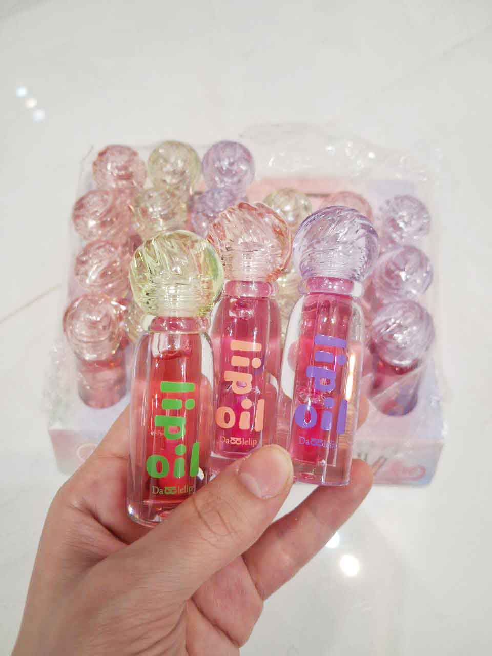 برق لب MAGIC LIP — تصویر ۲