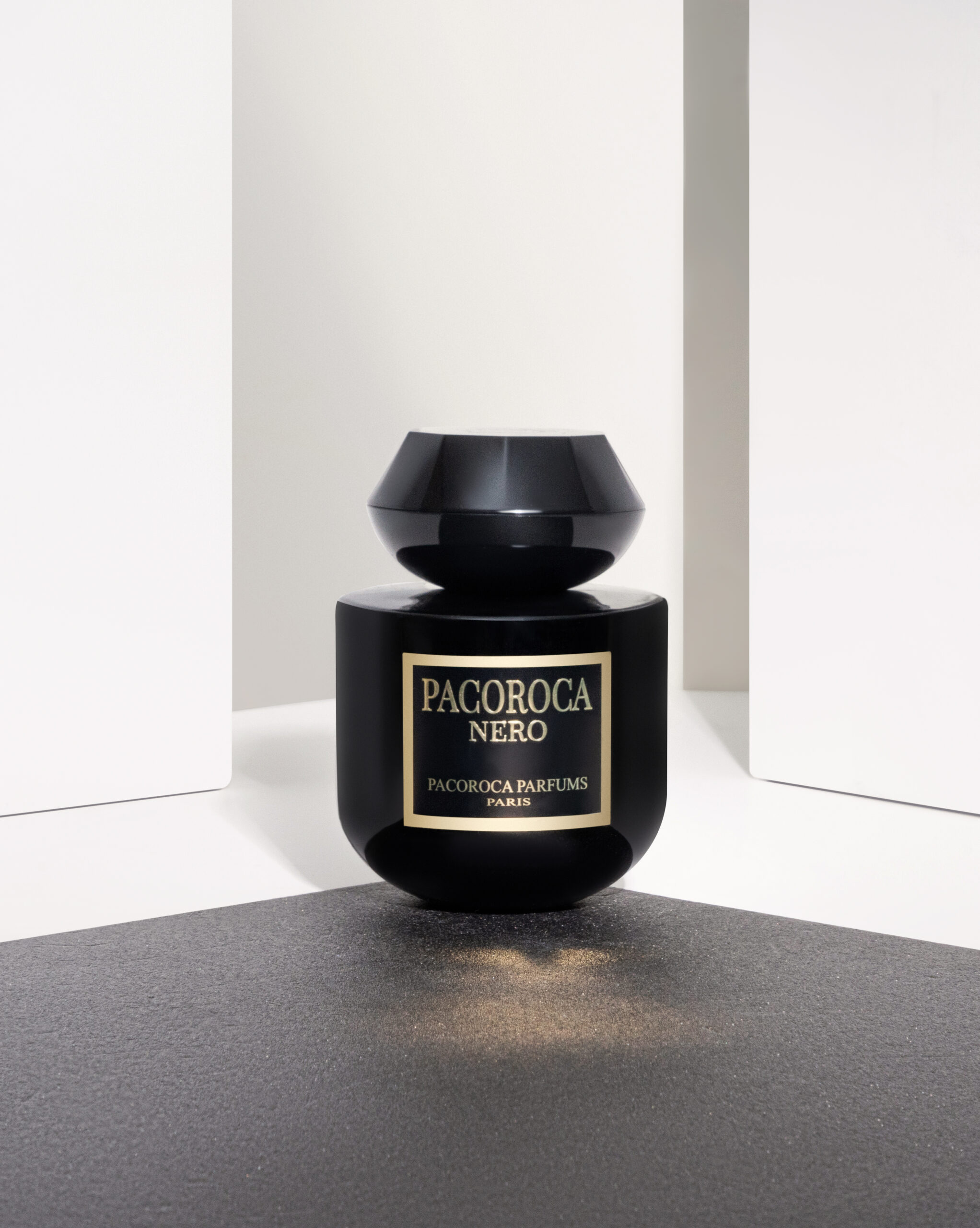عطر پاکاروکا نرو – عطر Pacoroca Nero — تصویر ۳