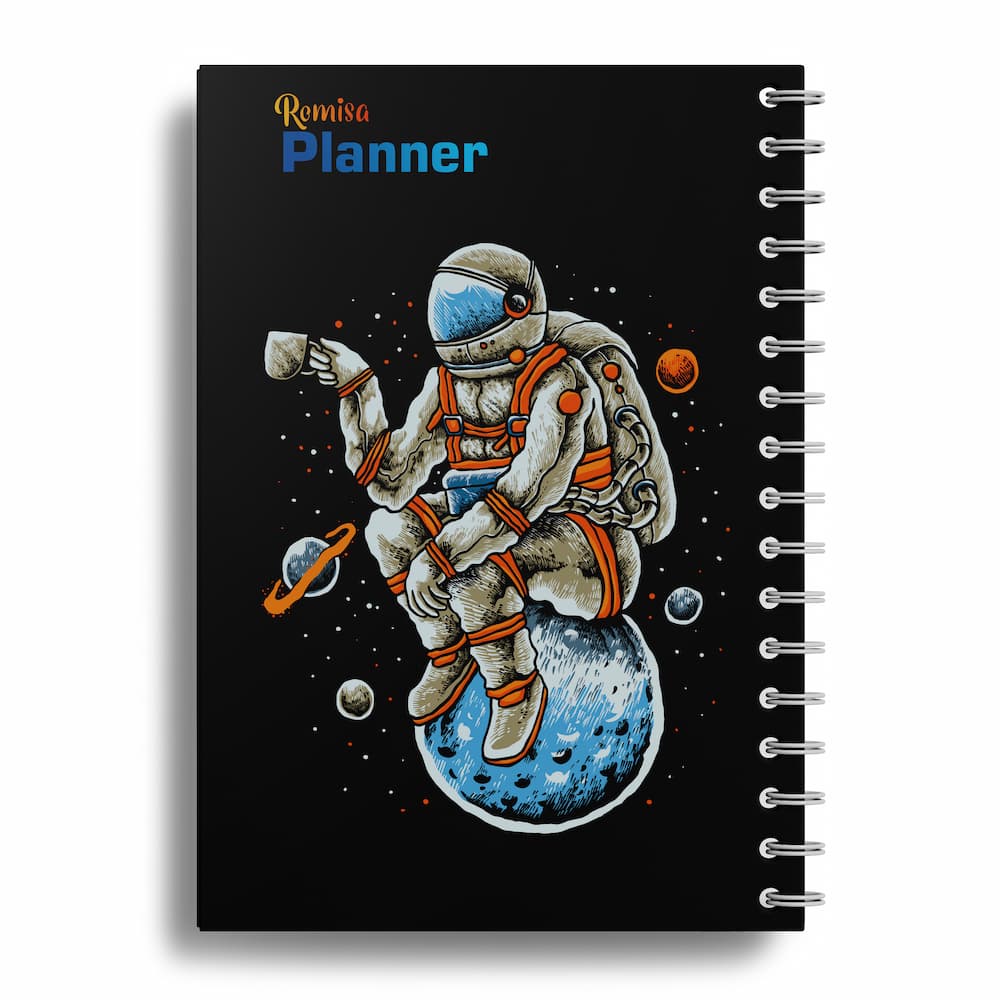 دفتر برنامه ریزی (پلنر planner) طرح فضانورد کد 0010 — تصویر ۲