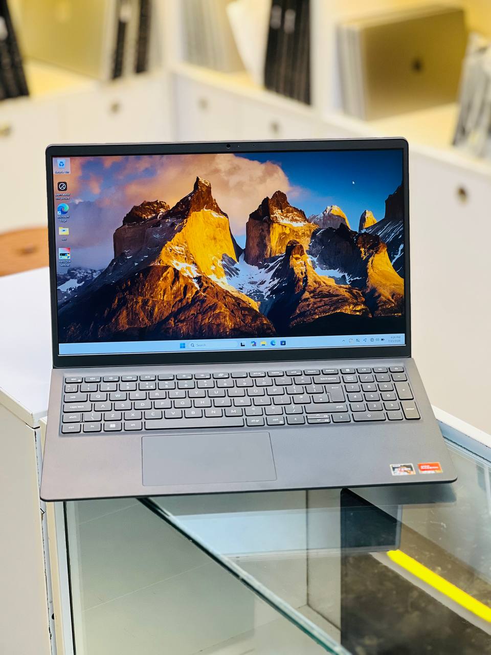 لپ تاپ Dell 3525 Ryzen 5 5625U | 16GB | 256GB SSD | AMD | 15.6 inch FHD