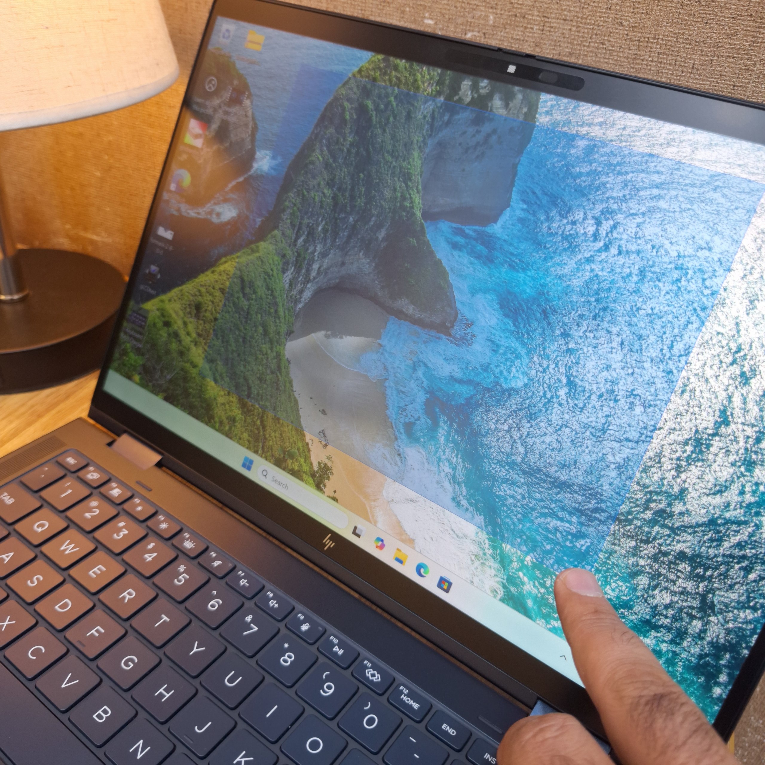 لپ تاپ HP EliteBook X G1i 14 Ultra 7 258V | 32GB | SSD 512GB | Intel Arc 140V vs NPU | 14 inch FHD X360 Touch