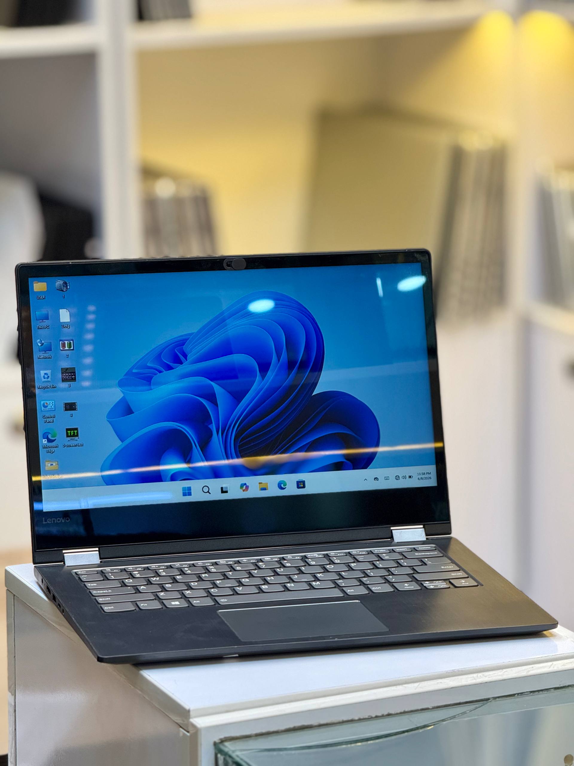 لپ تاپ Lenovo Ideapad Flex 6 Pentium 4415U | 4GB | 256GB SSD | Intel HD | 14 inch FHD X360 Touch — تصویر ۲